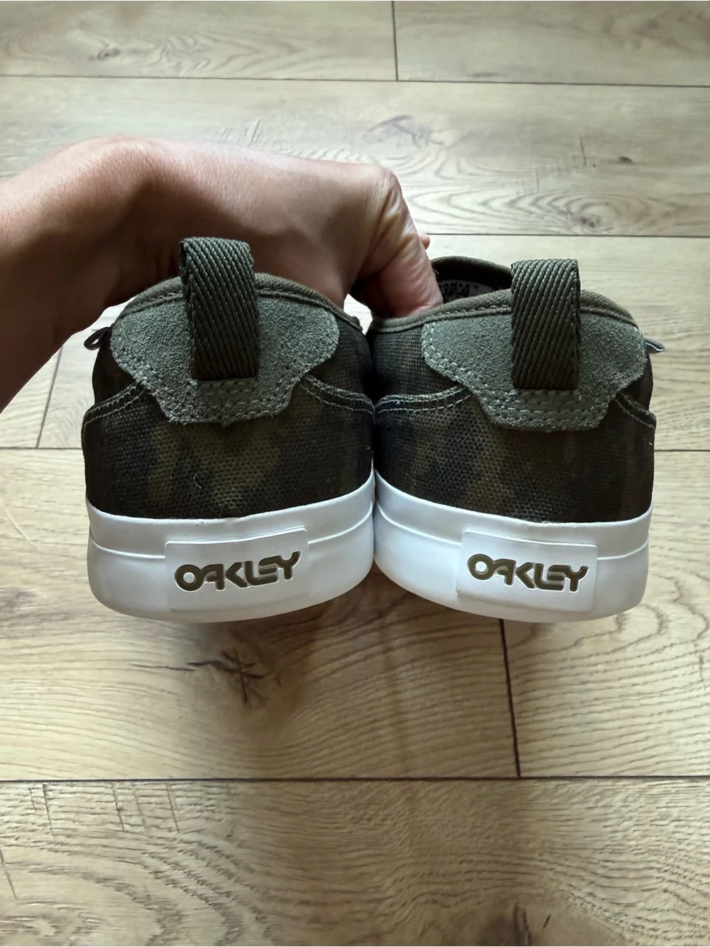 Oakley B1B Classic Slip On Shoes Men’s Sz 12 Green Brush Camo Slip-On Sneakers